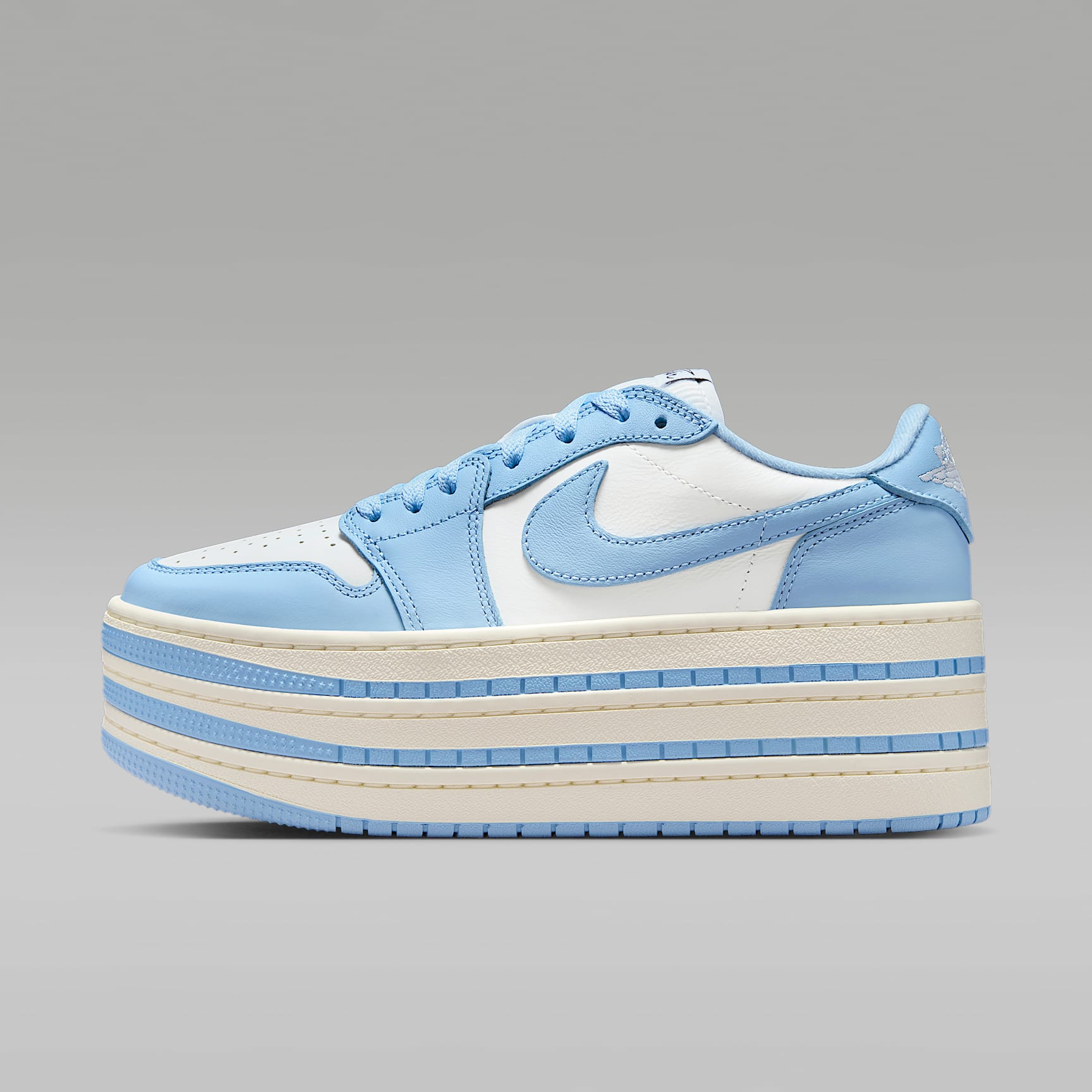 ナイキ　トリプルスタック　 AIR JORDAN 1 TRIPLE STACK Air Jordan 1 Triple Stack Women's Shoes. Nike.com